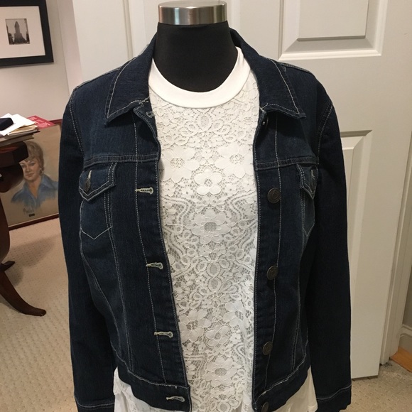Jean Jacket - Picture 1 of 4
